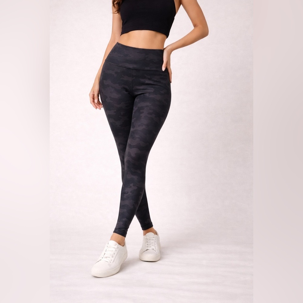 SPANX Dark Camouflage Leggings